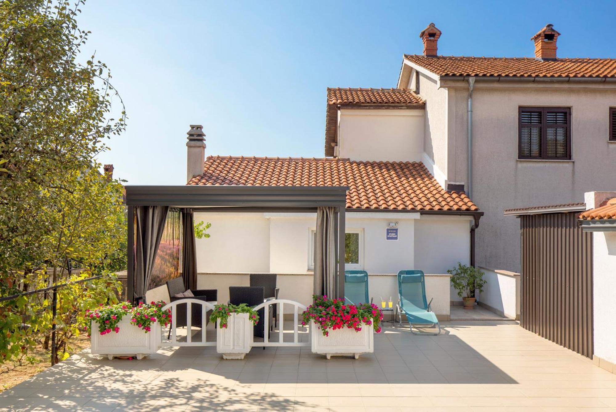 Apartman Slavica Ριέκα Εξωτερικό φωτογραφία